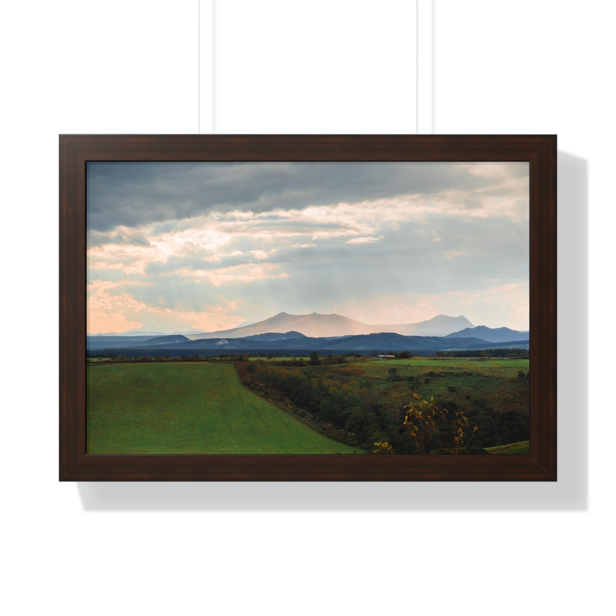 slider image slider_item_z3EUBQ